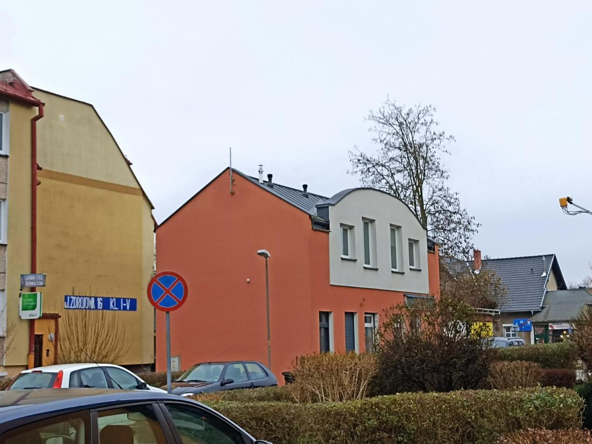 Apartament Idylla Apartman Kudowa-Zdrój Kültér fotó